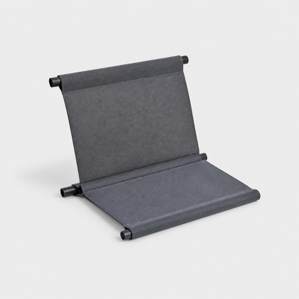 Kit de toile assise et dossier de remplacement posé sur fond clair